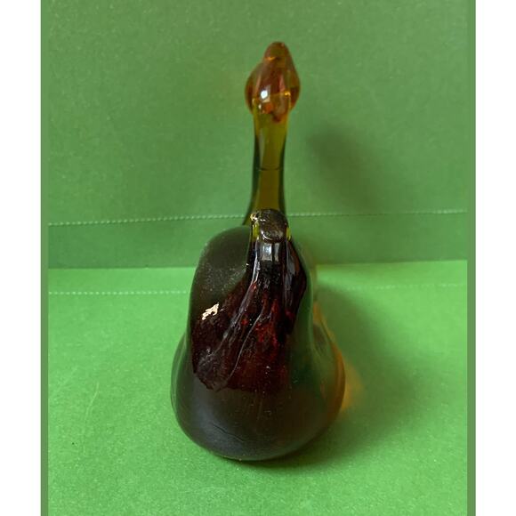 Hand-blown Amber Glass Pilgrim Glass Style Swan Figurine Paperweight 1970s - Picture 5 of 6